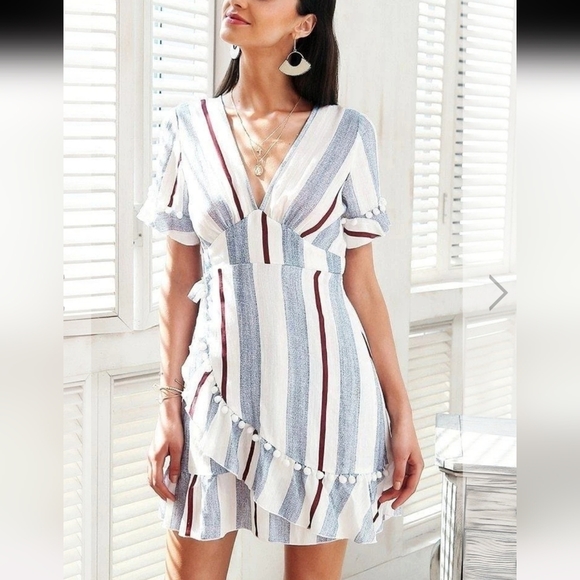 BOHO chic striped wrap dress by Simplee size large - Picture 2 of 16